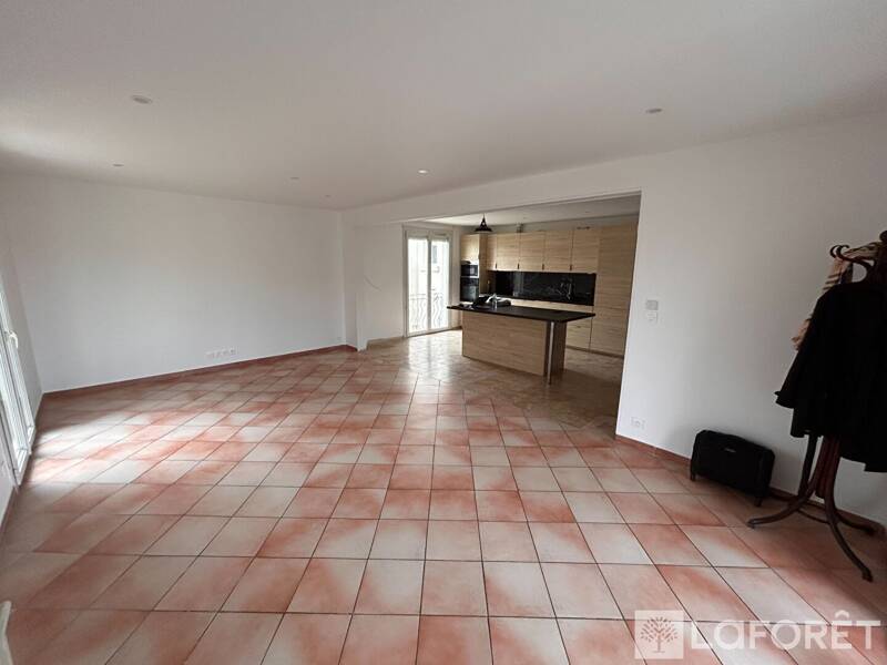 Maison à louer, 84m², SAINT VICTORET