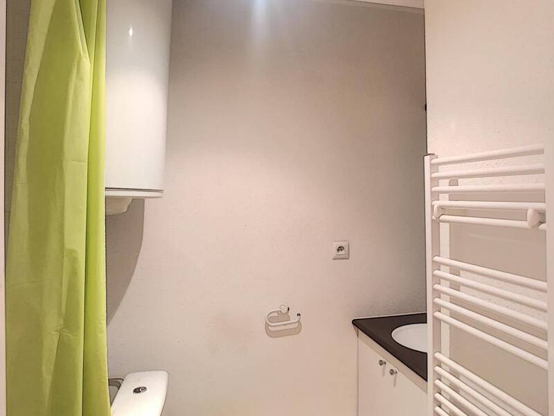 Maison à louer, 19m², MARSEILLE 3E