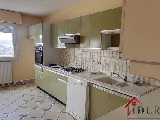 Appartement à vendre 140 000 € 5 pièces 3 chambres 82 m² Étage 10/10 Dijon 21000