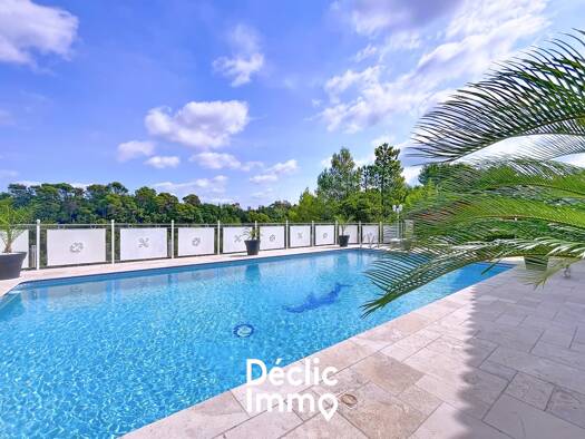 Maison à vendre 699 000 € 6 pièces 5 chambres 192 m² 1 909 m² de terrain Saint Paul en Foret 83440