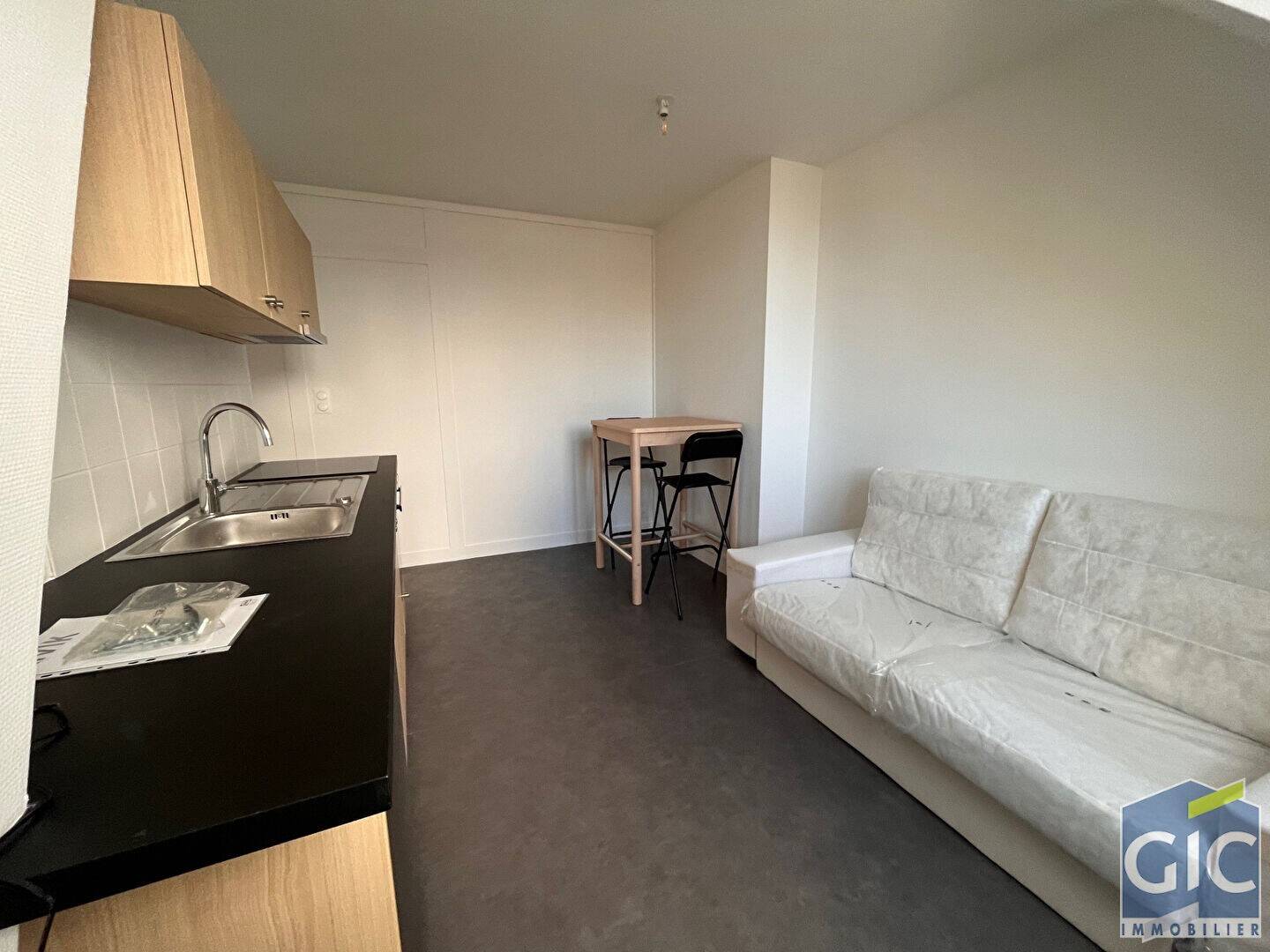 Maison à louer, 34m², CAEN