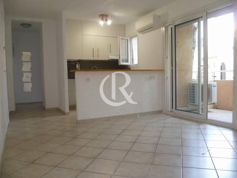Maison à louer, 25m², HYERES