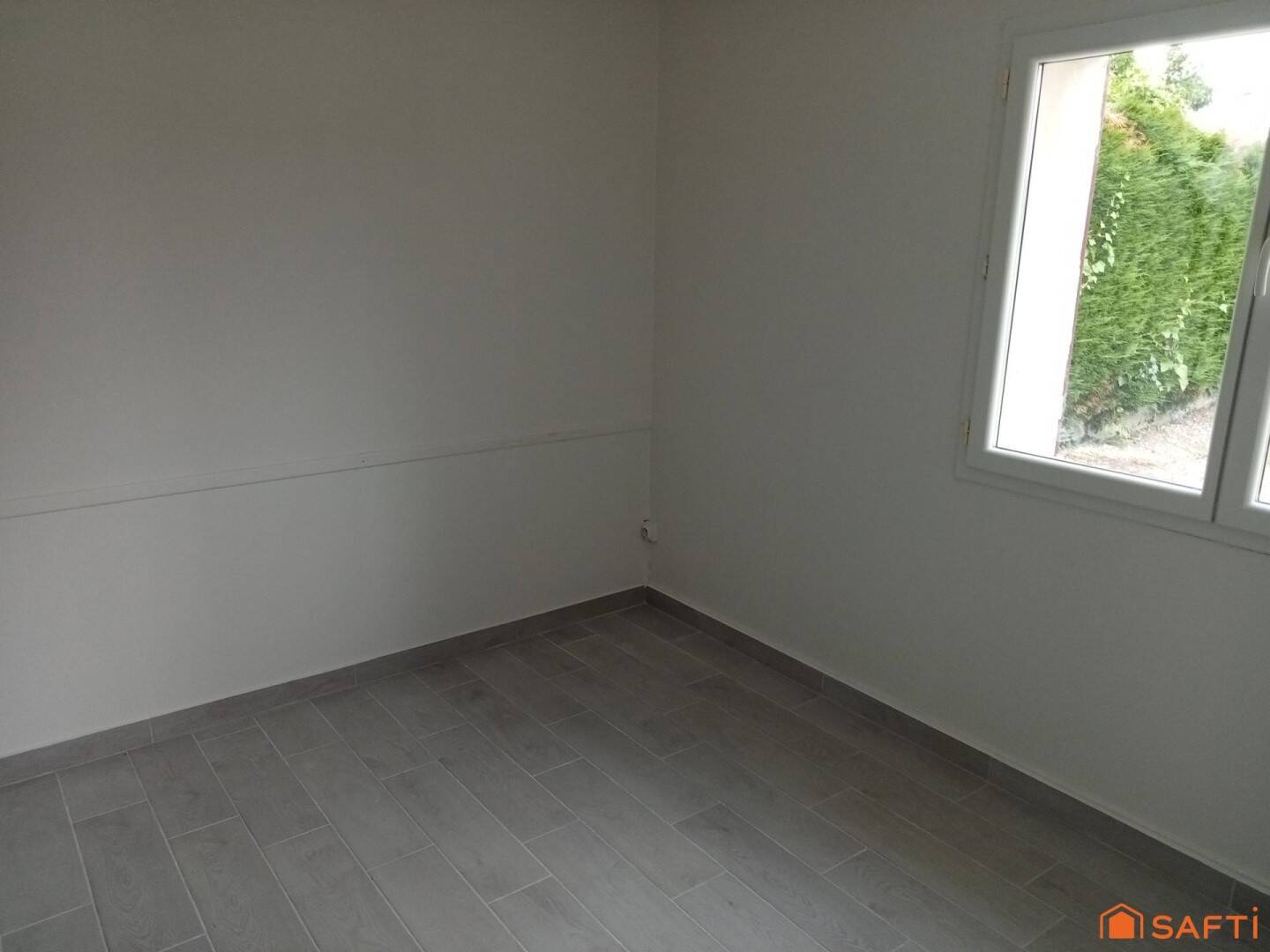 Maison à vendre, 58m², SAINT CIERS SUR GIRONDE