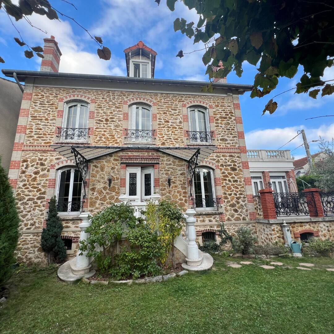 Maison à vendre, 221m², LES PAVILLONS SOUS BOIS