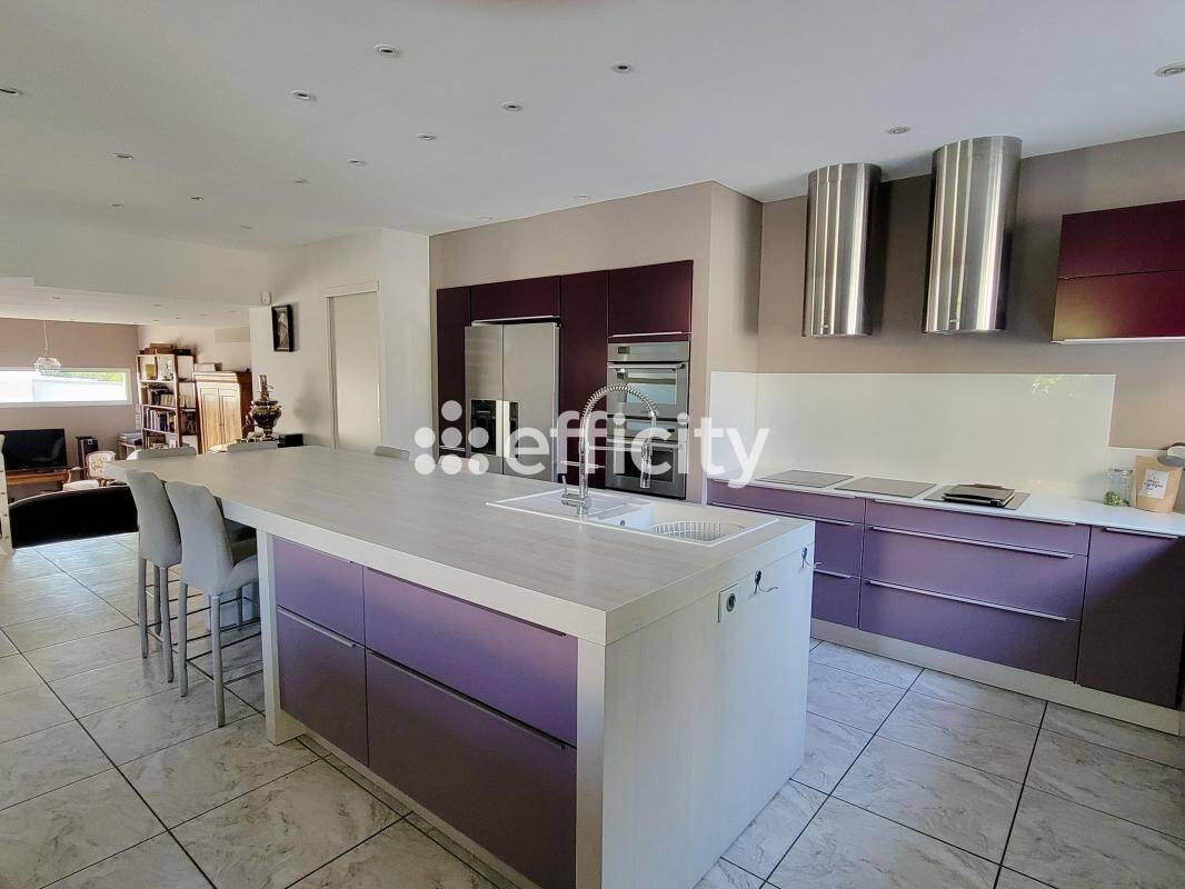 Maison à vendre, 210m², VALENCE