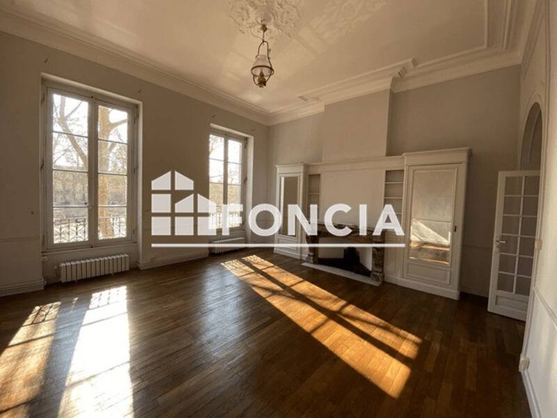 Maison à louer, 189m², NIMES