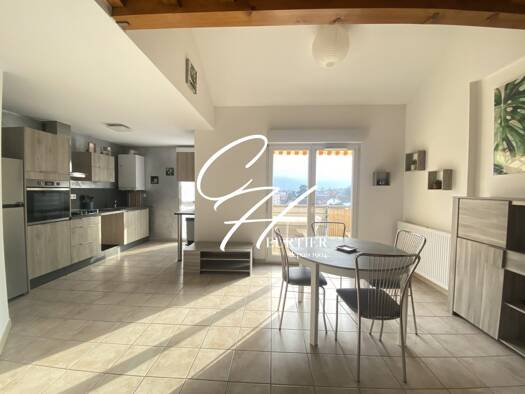 Duplex à louer 900 € 3 pièces 2 chambres 69,4 m² Étage 4/4 Tullins Tullins 38210