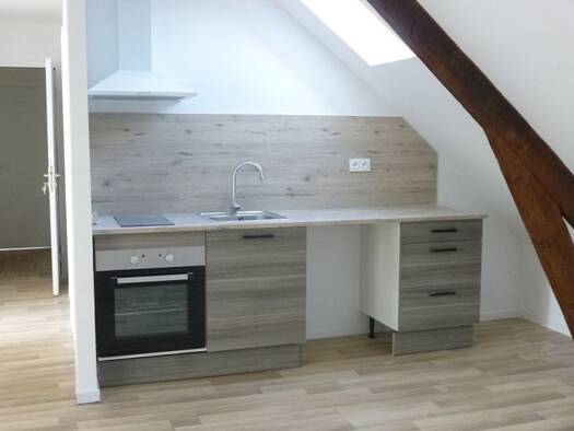 Appartement à louer 695 € 3 pièces 2 chambres 45,9 m² Étage 1/2 Lanester 56600