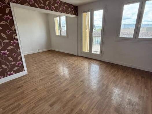 Appartement à louer 606 € 3 pièces 2 chambres 67 m² Chartreux Troyes 10000