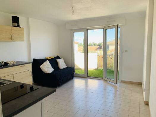 Appartement à louer 550 € 1 pièce 22 m² Étage 2/2 Saint-Aunès 34130