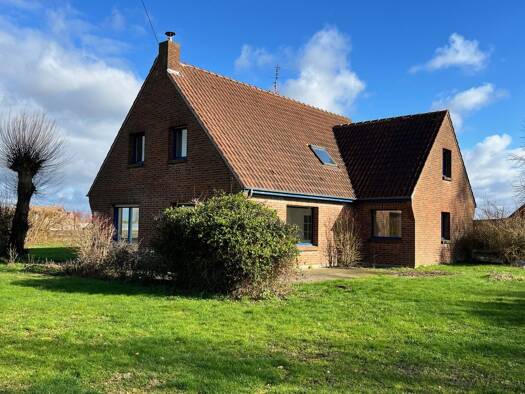 Maison à vendre 584 000 € 6 pièces 5 chambres 149 m² 2 323 m² de terrain Verlinghem 59237