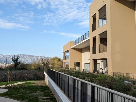 Villa à vendre - neuf 307 500 € 3 pièces 2 chambres 64 m² dès le 31/12/2025 Village Ouest Trets 13530