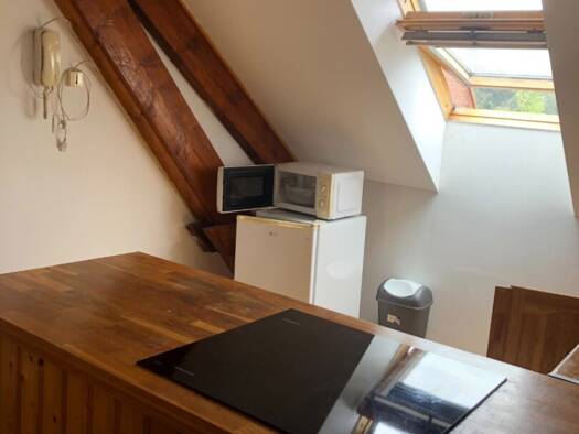 Appartement à louer 450 € 1 pièce 37 m² Étage 2/2 Sud Saint-Pol-sur-Ternoise 62130