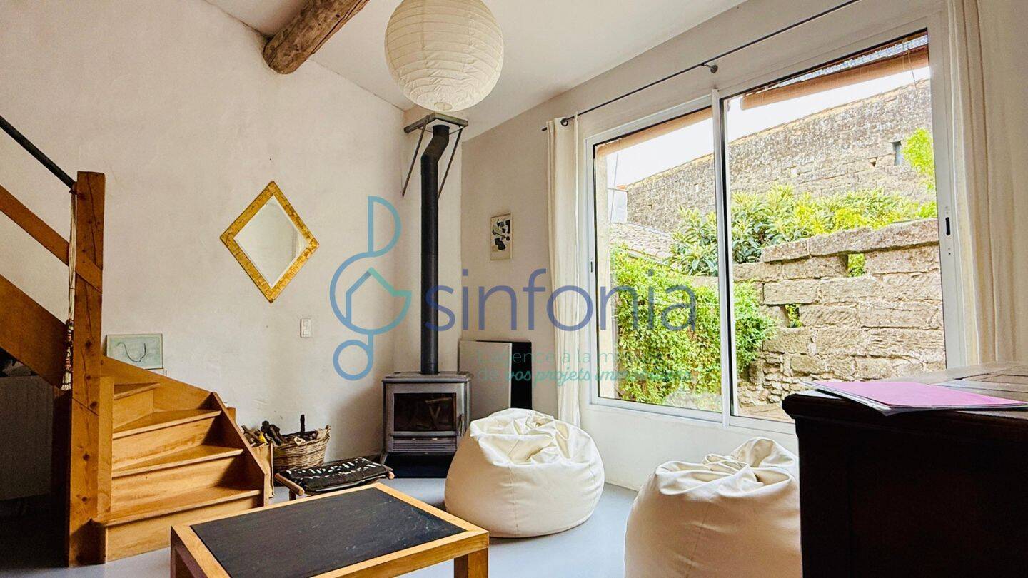 Maison à vendre, 198m², SAINT QUENTIN LA POTERIE