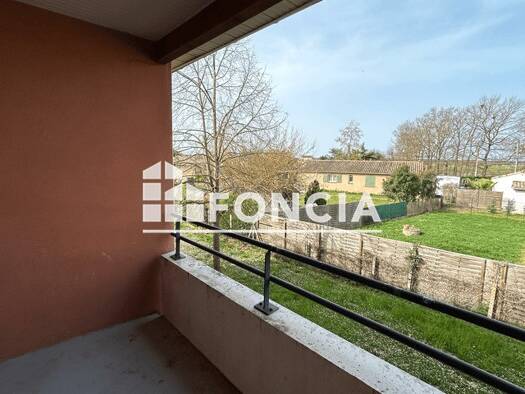 Appartement à louer 440 € 2 pièces 1 chambre 32,9 m² Étage 1/1 Montech 82700