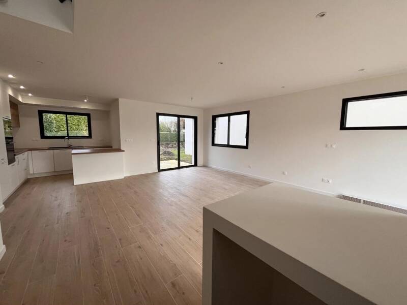 Maison à vendre, 131m², VERN SUR SEICHE