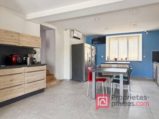 Maison à vendre 153 500 € 6 pièces 4 chambres 128 m² 917 m² de terrain Ville-sur-Arce 10110