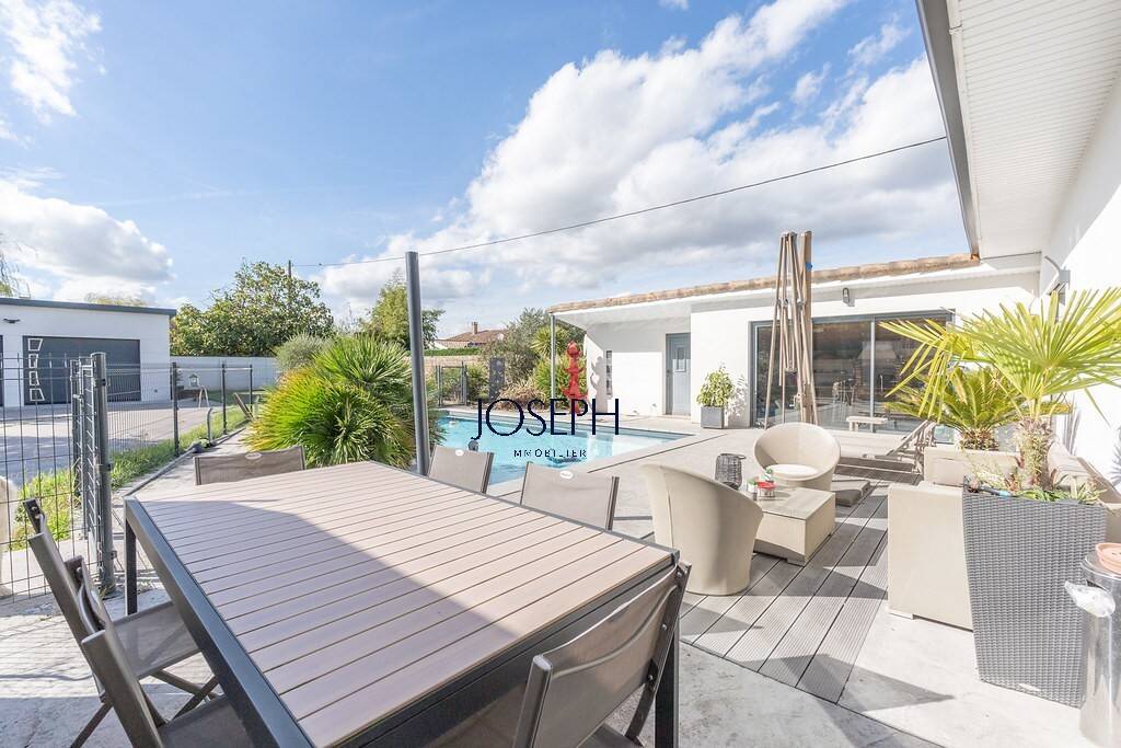 Maison à vendre, 125m², PINS JUSTARET