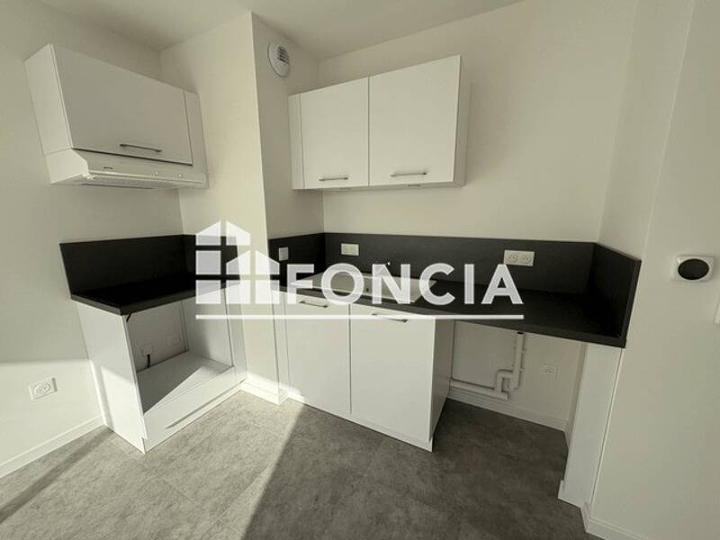 Maison à louer, 42m², SOTTEVILLE LES ROUEN