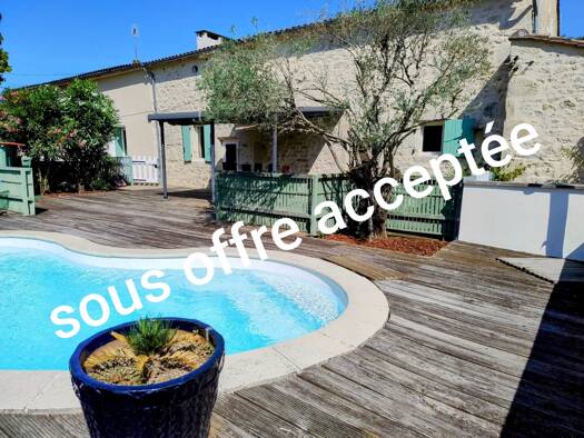 Maison à vendre 267 500 € 7 pièces 5 chambres 223 m² 3 564 m² de terrain Auriolles 33790