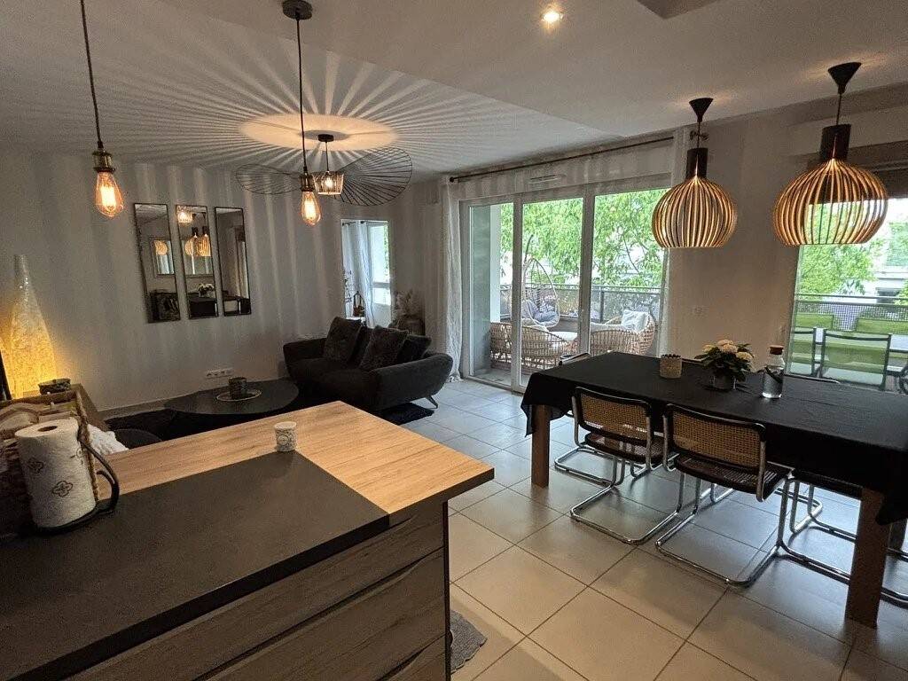 Maison à louer, 95m², SAINT JULIEN EN GENEVOIS