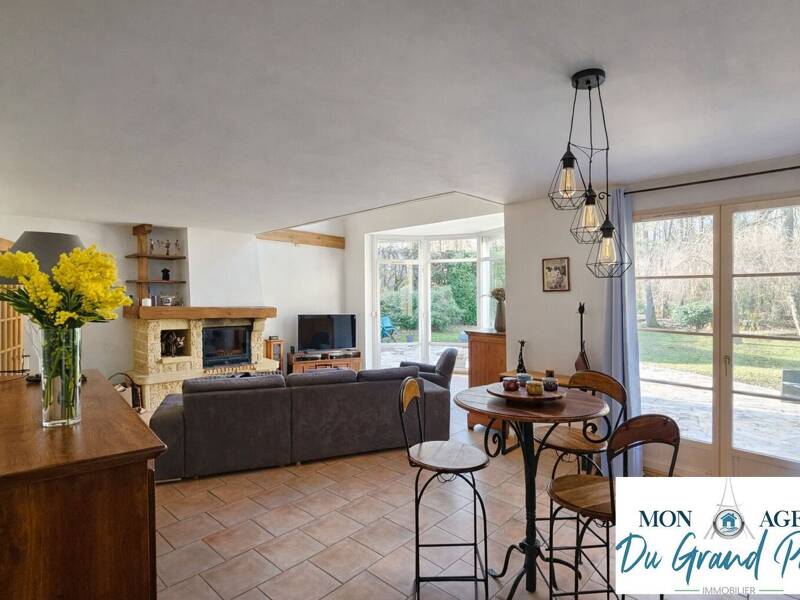 Maison à vendre, 170m², VOISINS LE BRETONNEUX