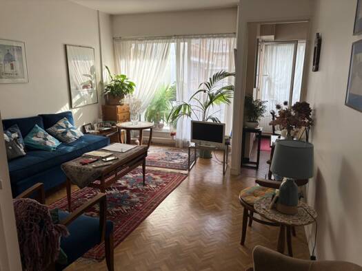 Appartement en viager occupé Bouquet 385 000 € 3 pièces 11 chambres 50 m² Étage 2/6 République-Saint Ambroise Paris 11ème arrondissement 75011