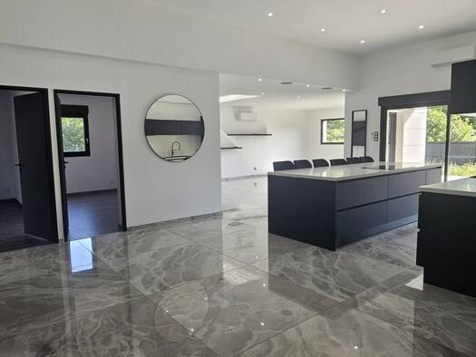Maison de plain-pied à vendre 395 000 € 4 pièces 3 chambres 147 m² 561 m² de terrain Vendin-Lès-Béthune 62232