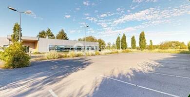 Espace bureau à louer 2 200 € 463 m² de bureaux Tergnier 02700