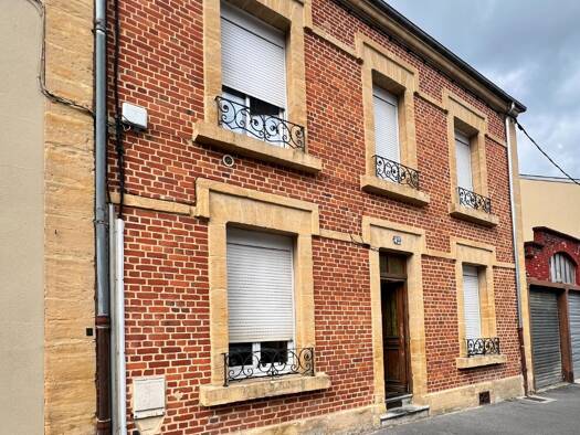 Immeuble à vendre 249 000 € 172 m² Victor Hugo Nord Charleville Mezieres 08000