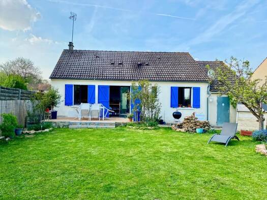 Maison de plain-pied à vendre 230 000 € 4 pièces 2 chambres 75 m² 506 m² de terrain Saint-Ouen-en-Brie 77720