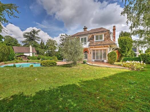 Villa à vendre 1 320 000 € 6 pièces 4 chambres 175 m² 1 230 m² de terrain Versailles 78000