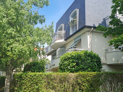 Appartement à louer - logement étudiant 880 € 1 pièce 25 m² Étage 2/2 Adamville Saint-Maur-des-Fossés 94100
