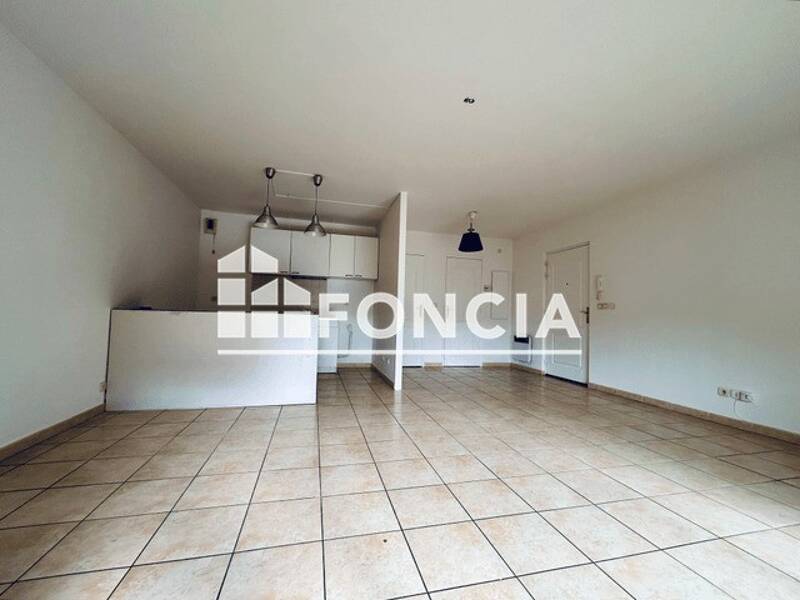 Maison à louer, 66m², HYERES