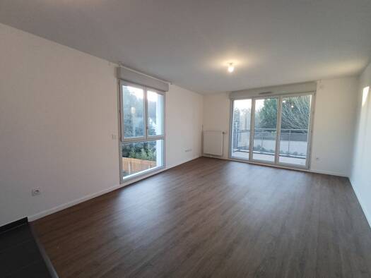 Appartement à louer - Première occupation 908 € 3 pièces 2 chambres 53,9 m² Étage 2/4 Morangis 91420