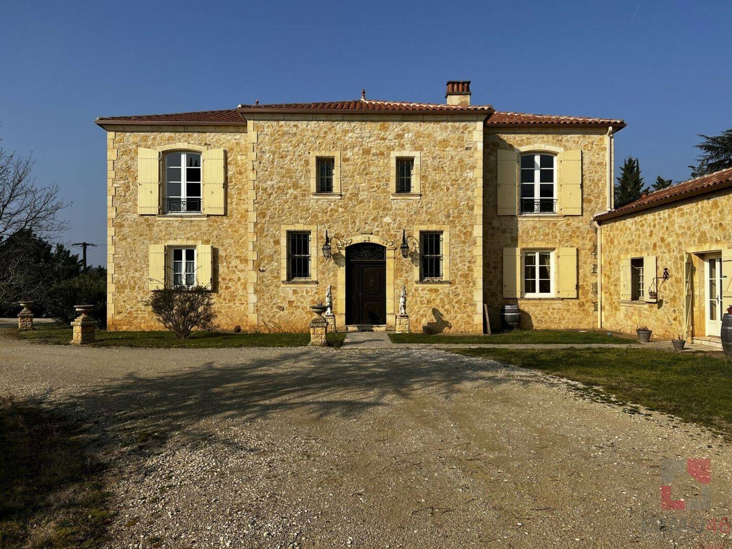 Maison à vendre, 452m², PUY L'EVEQUE