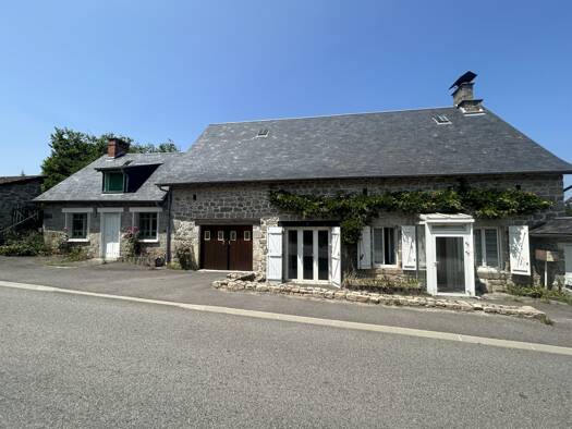 Maison de plain-pied à vendre 144 000 € 3 pièces 2 chambres 60 m² 4 255 m² de terrain Saint-Angel 19200