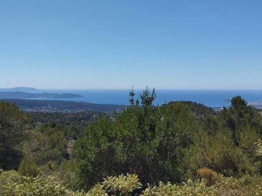 Terrain à vendre 850 000 € 3 950 m² de terrain Ceyreste 13600