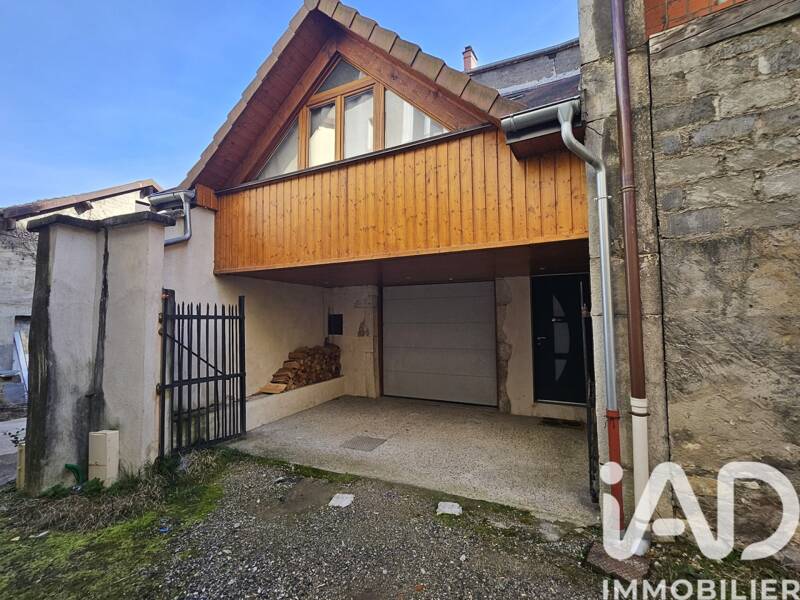 Maison à louer, 68m², BELLEY