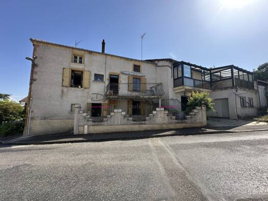 Maison à vendre 120 000 € 10 pièces 5 chambres 148 m² 496 m² de terrain Melay 71340