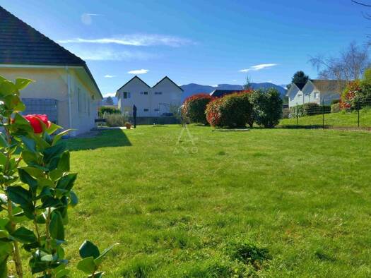 Maison à vendre 245 000 € 4 pièces 3 chambres 97 m² 1 000 m² de terrain Nay 64800