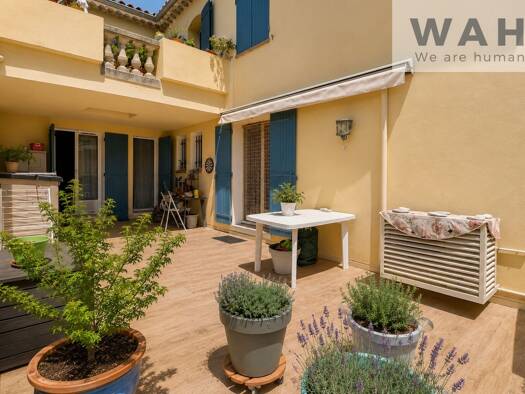 Appartement à vendre 238 000 € 3 pièces 2 chambres 82 m² Étage 1/2 Vaison-la-Romaine 84110