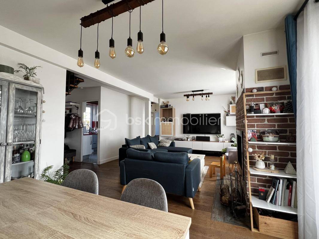 Maison à vendre, 147m², VILLENEUVE LE COMTE