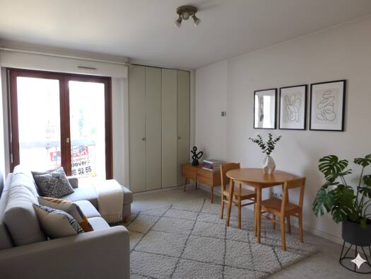 Appartement à louer 415 € 1 pièce 23,2 m² 1er étage disponible dès maintenant Vandœuvre-lès-Nancy 54500