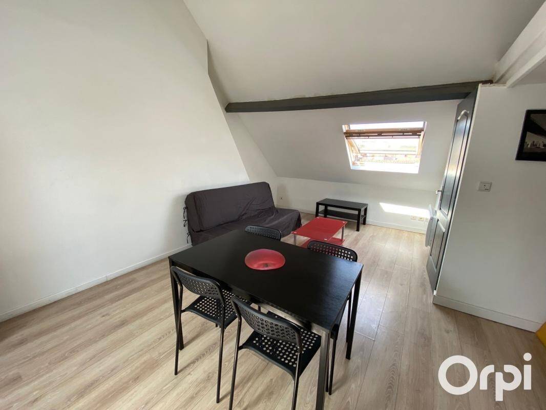 Maison à louer, 21m², CALAIS