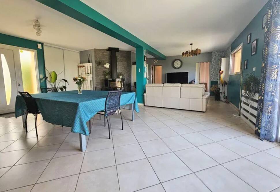 Maison à vendre, 134m², SAINT SAUVEUR DES LANDES