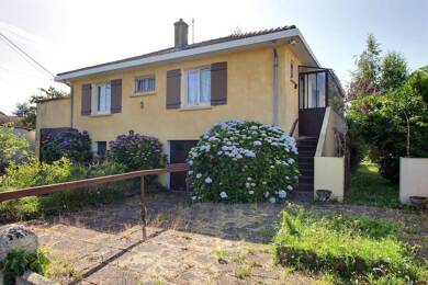 Maison à vendre 98 500 € 5 pièces 4 chambres 105 m² 913 m² de terrain Bois Francs-Le Parc-Le Poivre Saint-Vallier 71230