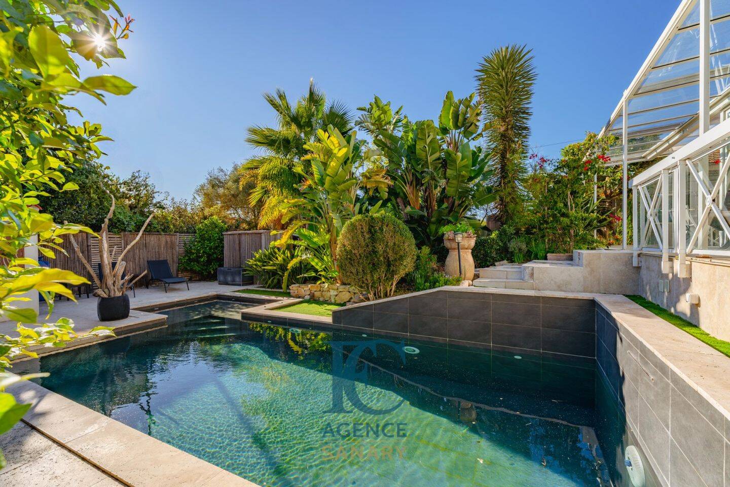 Maison à vendre, 161m², SANARY SUR MER