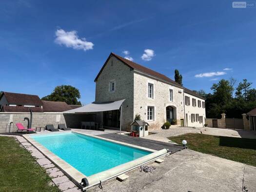Maison à vendre 436 950 € 7 pièces 4 chambres 327 m² 1 307 m² de terrain Neuville-sur-Seine 10250
