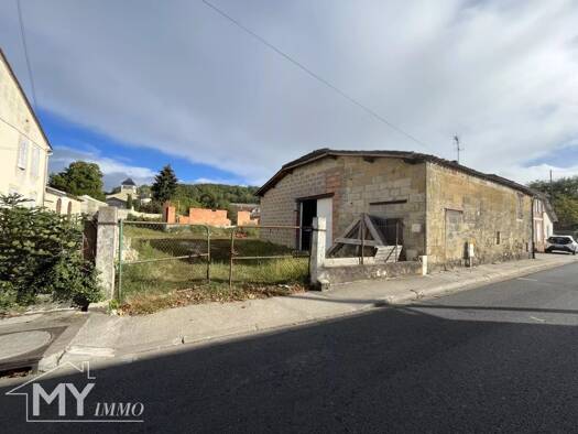 Immeuble à vendre 89 000 € 150 m² Saint-Magne-de-Castillon 33350